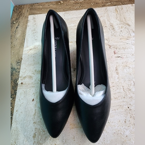 Matt and Nat Eco Ortholite Block Heels Stanley Black Size 5 - Picture 13 of 13